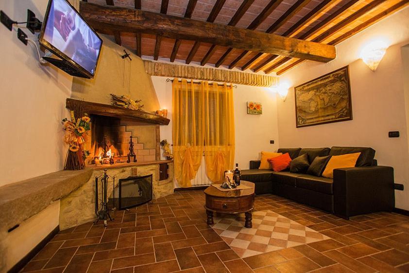 Agriturismo Casa Al Povero Volterra Eksteriør bilde